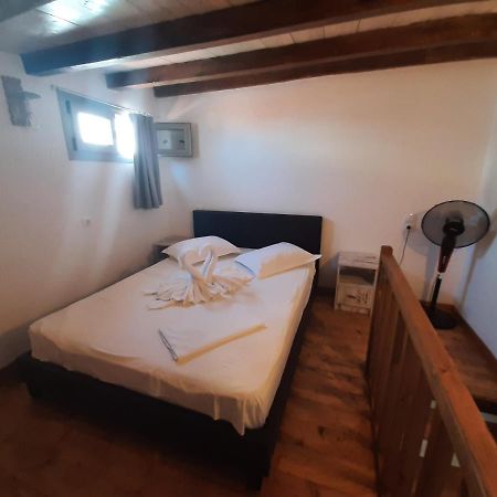 Κυθνοσ Larerooms Merichas Ngoại thất bức ảnh